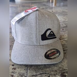 Men's Quicksilver Flex fit fitted hat